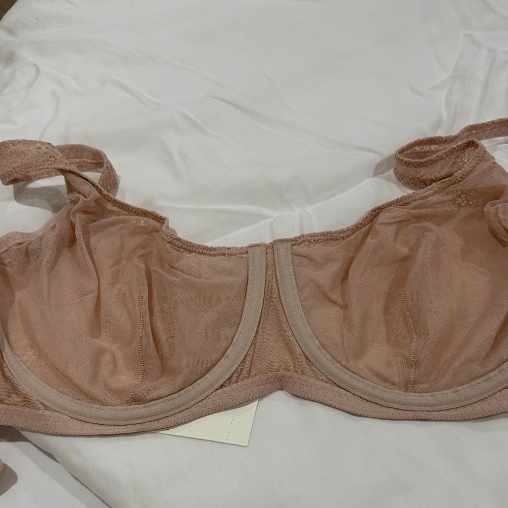 Journelle Lace Underwire Bra in Tan - Picture 8 of 10